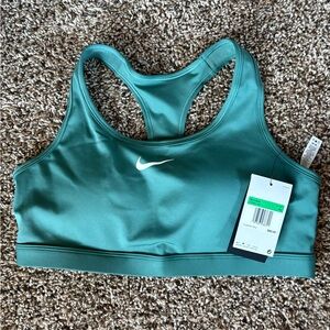Nike Women’s Sports bra (XL)